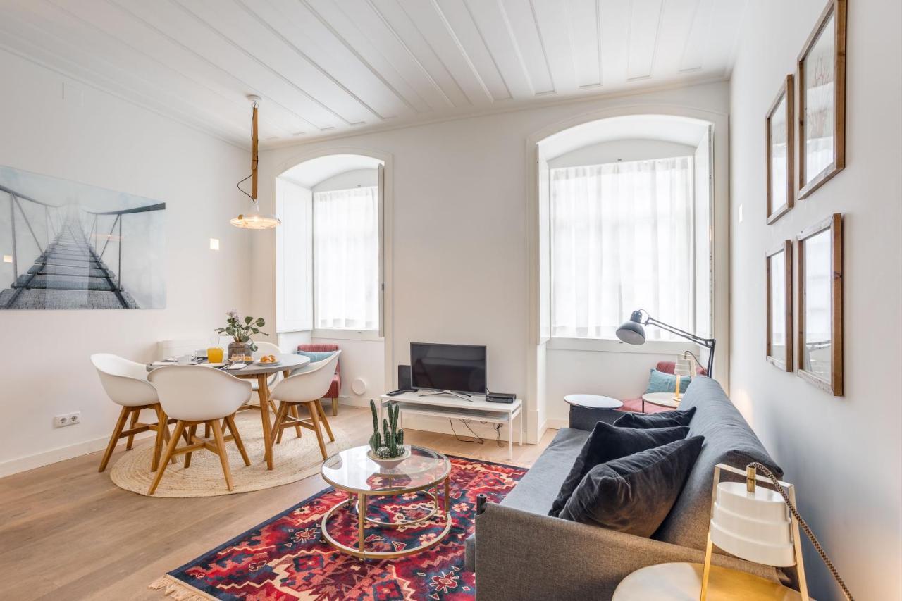 Апартаменты Chic Tailor Made Flat In Chiado Лиссабон Экстерьер фото