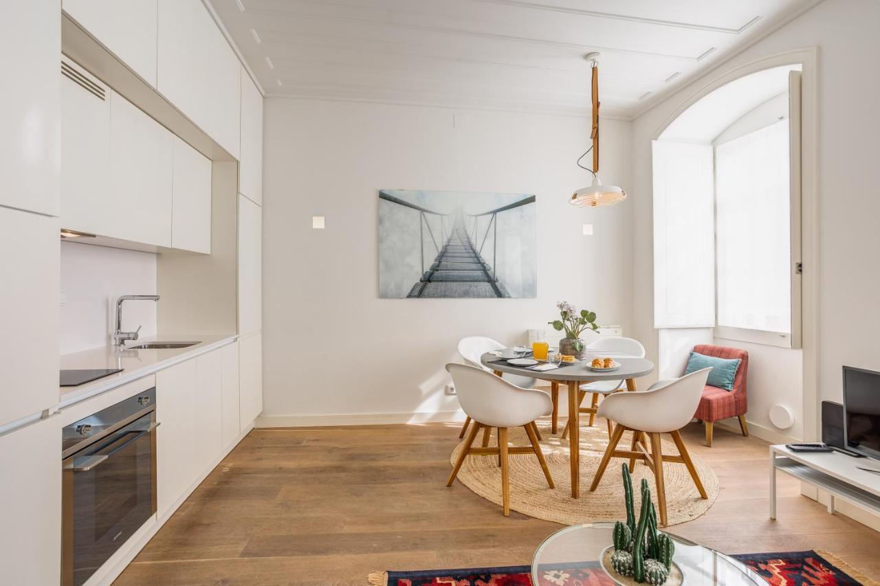 Апартаменты Chic Tailor Made Flat In Chiado Лиссабон Экстерьер фото